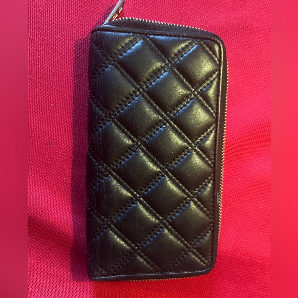 Marc Jacobs leather wallet